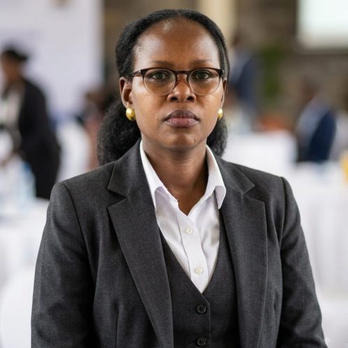 Photo de Divine, coach de Swahili Sanifu et Kirundi chez Soma Langues, une école de langues africaines qui donne des cours de Kinyarwanda, Kirundi, Swahili et Lingala
